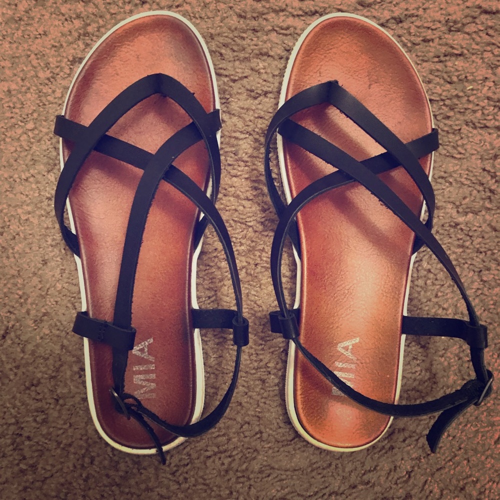 MIA sandals size 7